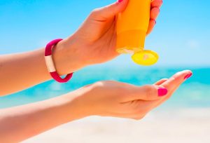 یک ضد آفتاب خوب چه خصوصیاتی دارد؟